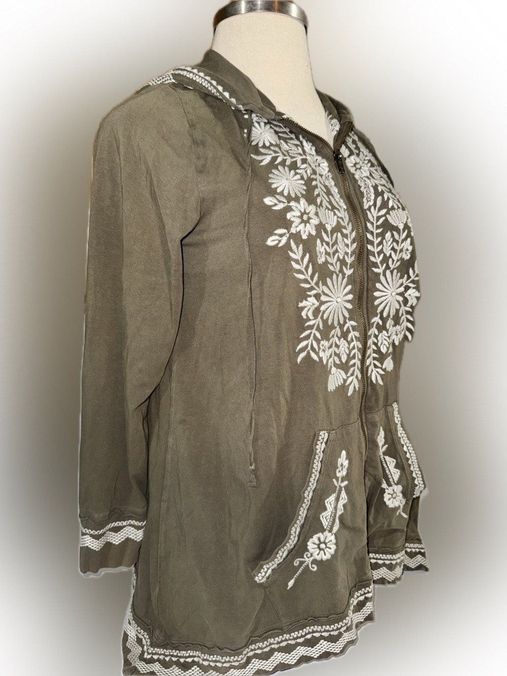 Women’s Johnny Was Olive Green & Cream Lace Zip Up Hoodie size Large